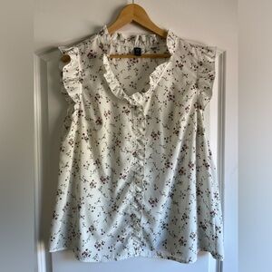 SHEIN Curve White floral sleeveless blouse